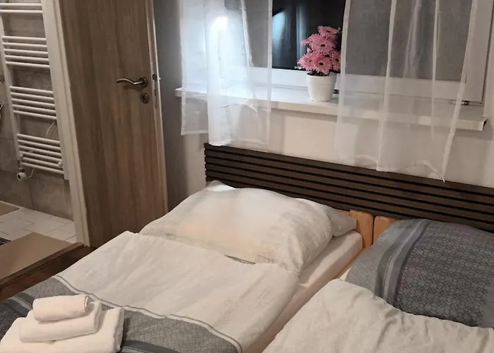 Na Kovárně - Hrabačov 786 Pensión 3*